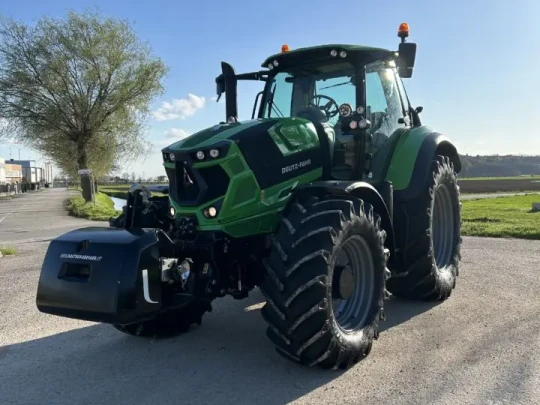 TRATTORE CAMPO APERTO DEUTZ-FAHR 6215 RC SHIFT