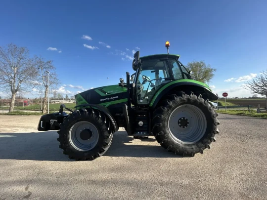 TRATTORE CAMPO APERTO DEUTZ-FAHR 6215 RC SHIFT