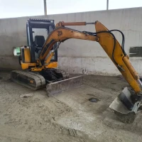 ESCAVATORE JCB 8035