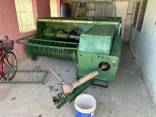 IMBALLATRICE JOHN DEERE 332