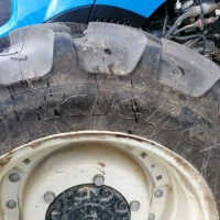 TRATTORE CAMPO APERTO NEW HOLLAND T4 75 S