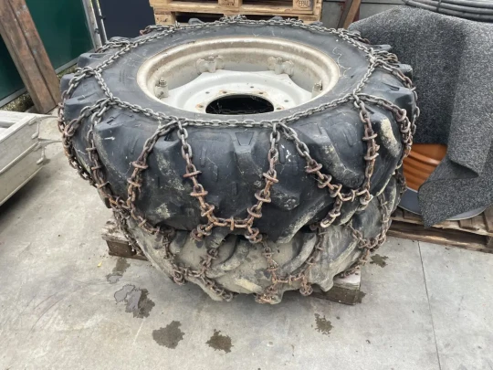 RUOTE COMPLETE CON CATENE