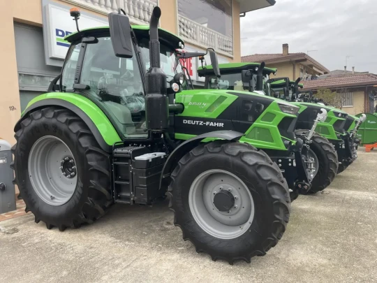 TRATTORE CAMPO APERTO DEUTZ-FAHR 6150.4 TTV